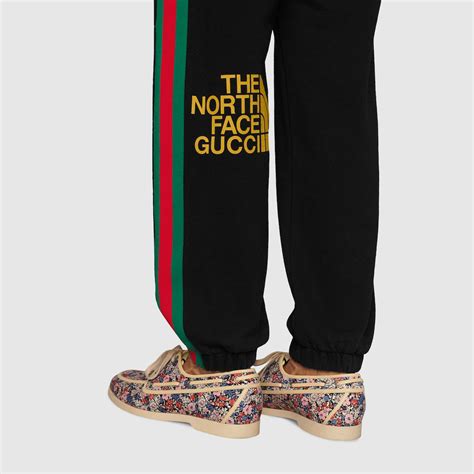 completo gucci lungo jogging|gucci tracksuit sweatpants.